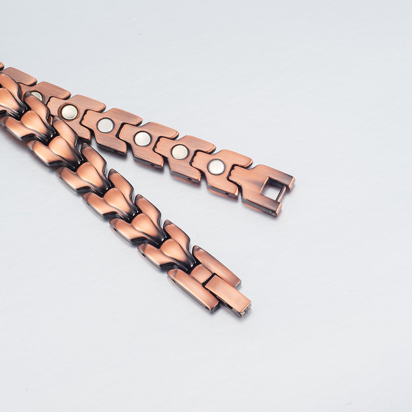 Wollet Magnetic Therapy Copper Bracelet with 3500 Gauss Magnets