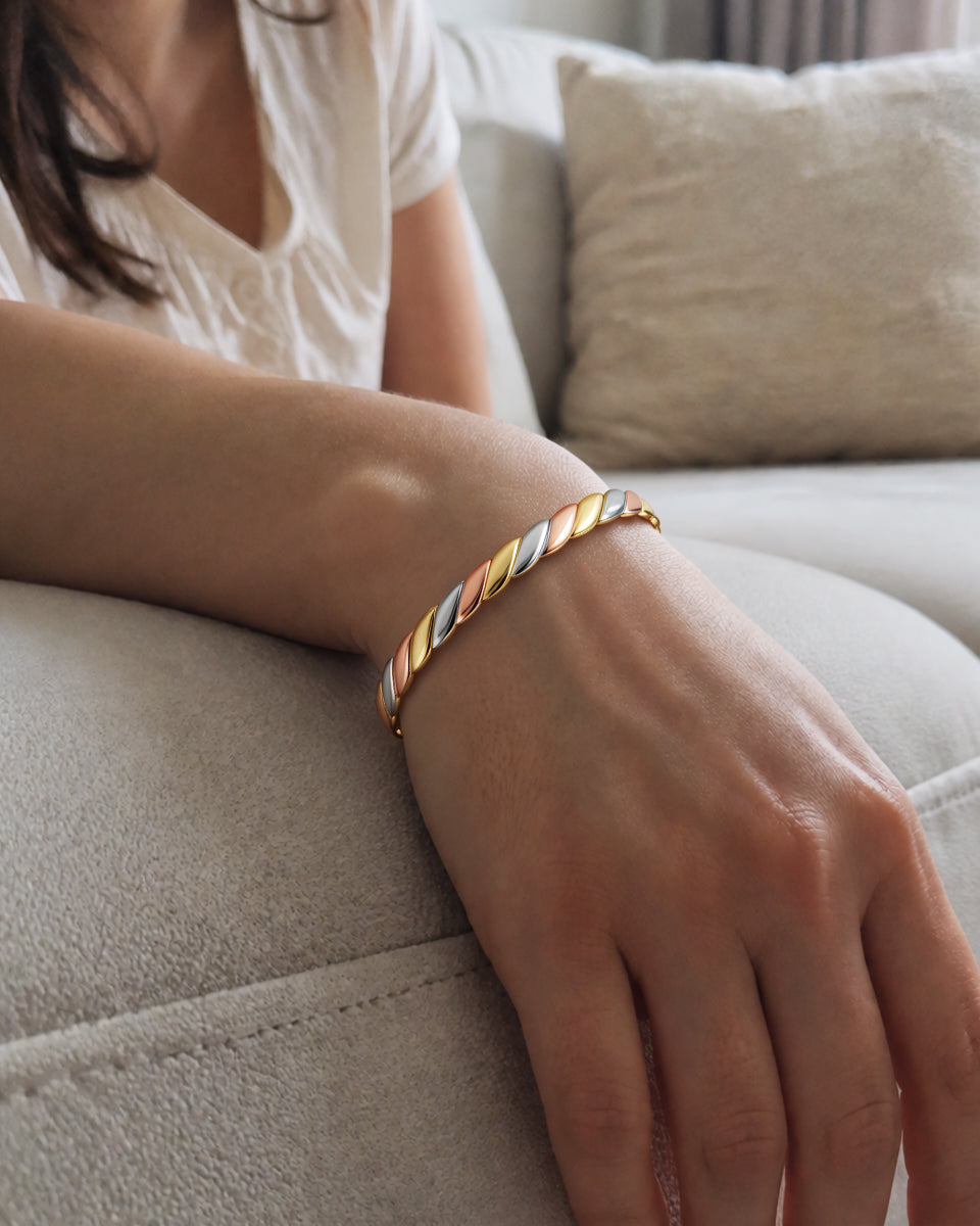 Wollet Women’s Ultra Strength Magnetic Bracelet