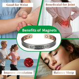 WOLLET Magnetic Bracelet with Vintage Design