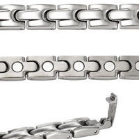 Wollet Stylish Pet Accessory – A modern wellness-inspired necklace