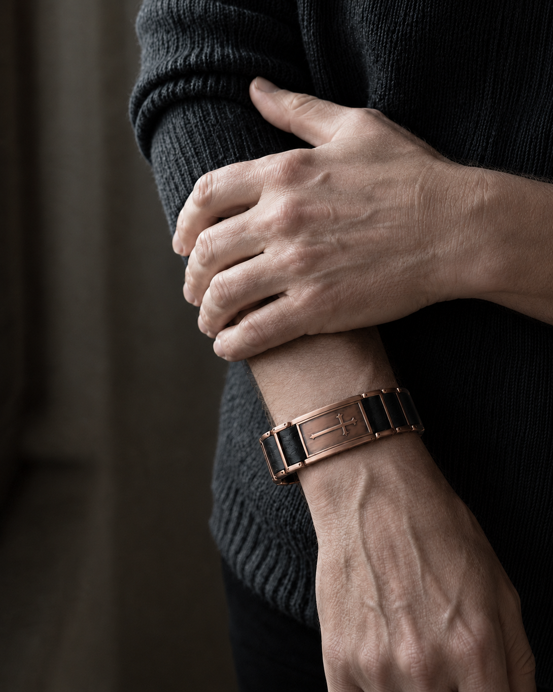 Wollet Rose Gold Magnetic Cross Bracelet